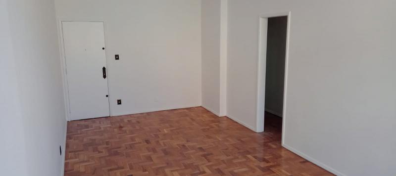 Apartamento à venda com 2 quartos, 120m² - Foto 2