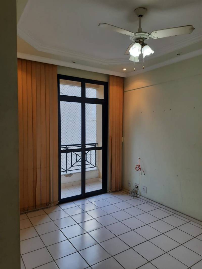 Apartamento à venda com 2 quartos, 5287m² - Foto 2