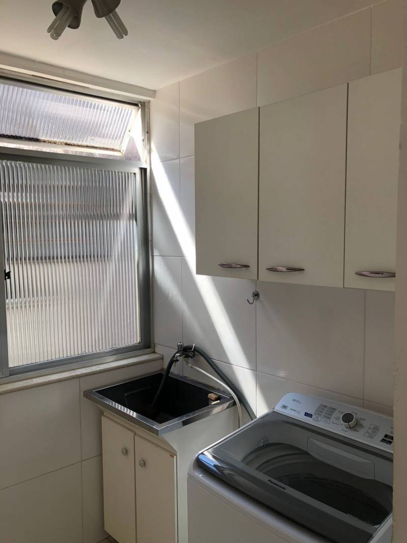 Apartamento à venda com 2 quartos, 60m² - Foto 8