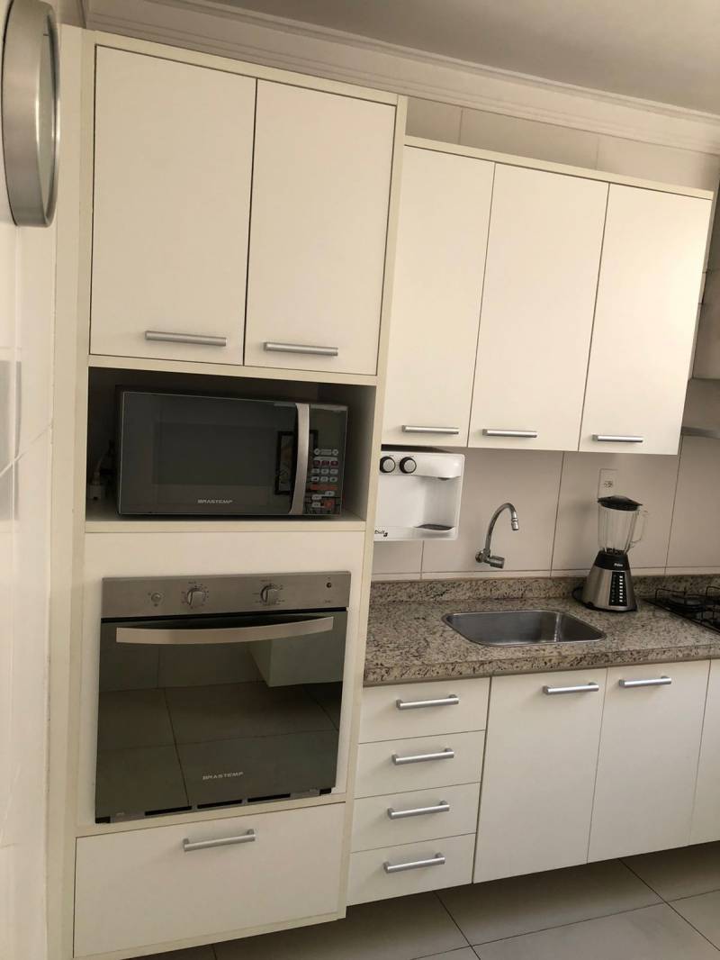 Apartamento à venda com 2 quartos, 60m² - Foto 11