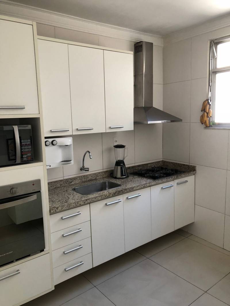 Apartamento à venda com 2 quartos, 60m² - Foto 17