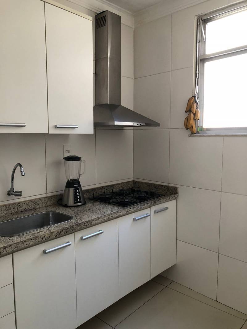 Apartamento à venda com 2 quartos, 60m² - Foto 18