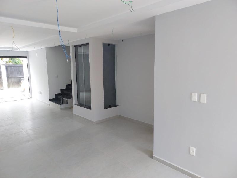 Casa à venda com 4 quartos, 137m² - Foto 5