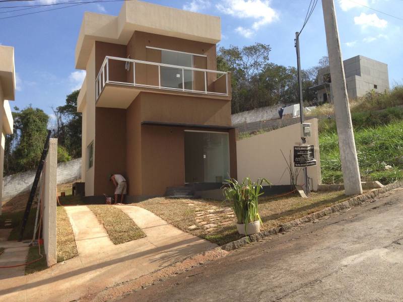 Casa de Condomínio à venda com 4 quartos, 130m² - Foto 4