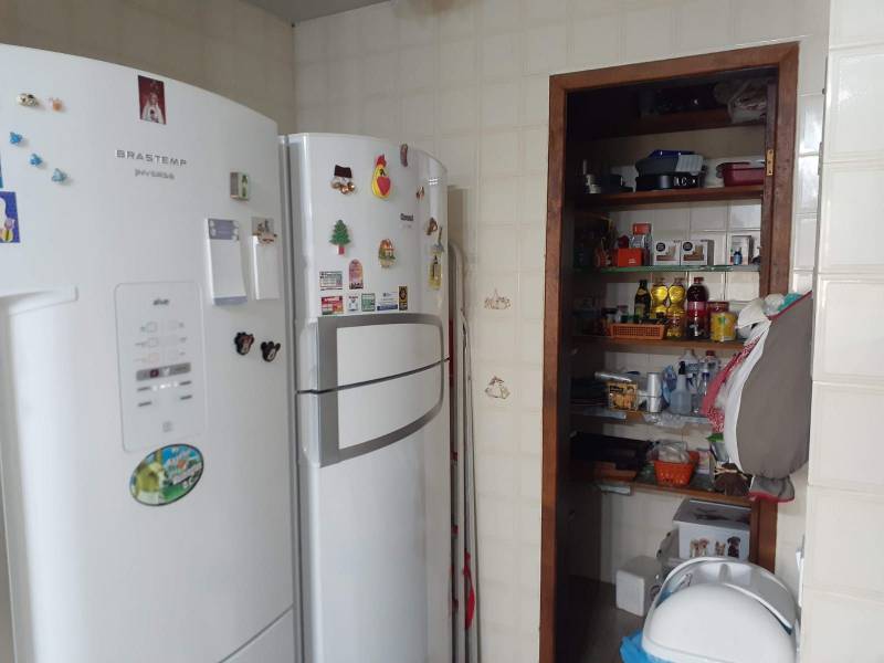 Casa de Condomínio à venda com 4 quartos, 300m² - Foto 10