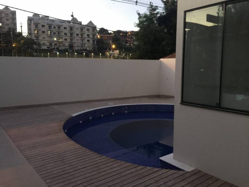 Casa de Condomínio à venda com 4 quartos, 380m² - Foto 18