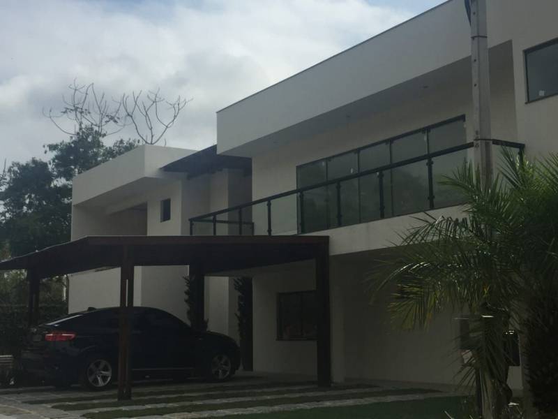 Casa de Condomínio à venda com 4 quartos, 380m² - Foto 2