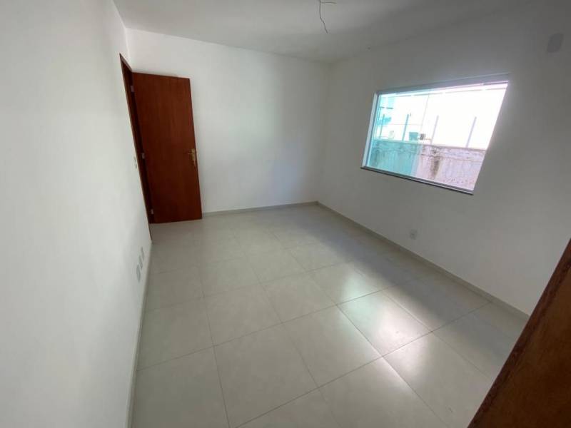 Casa à venda com 2 quartos, 80m² - Foto 8