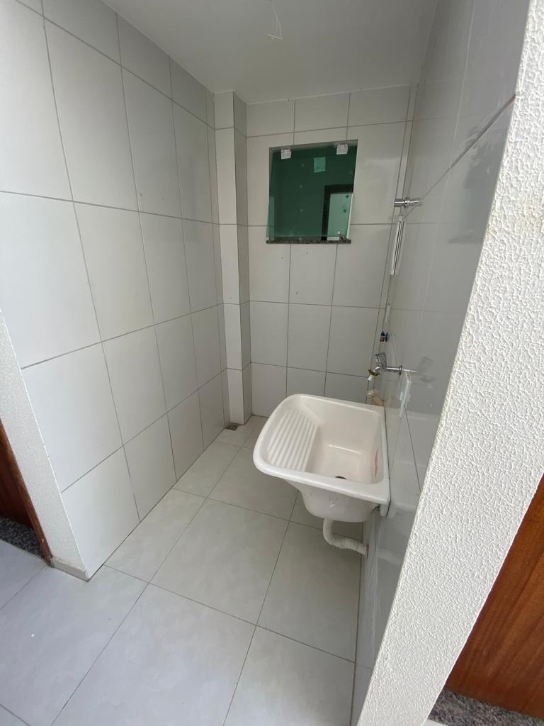 Casa à venda com 2 quartos, 80m² - Foto 15